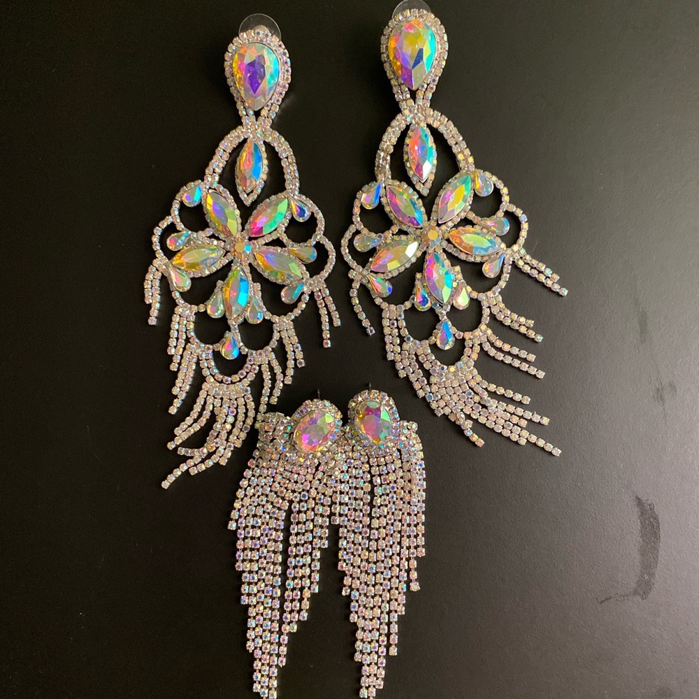 Iridescent/ tornasol large elegant earrings